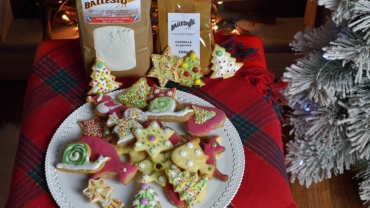 biscotti di Natale con decori con farine del Mulino Ballesio